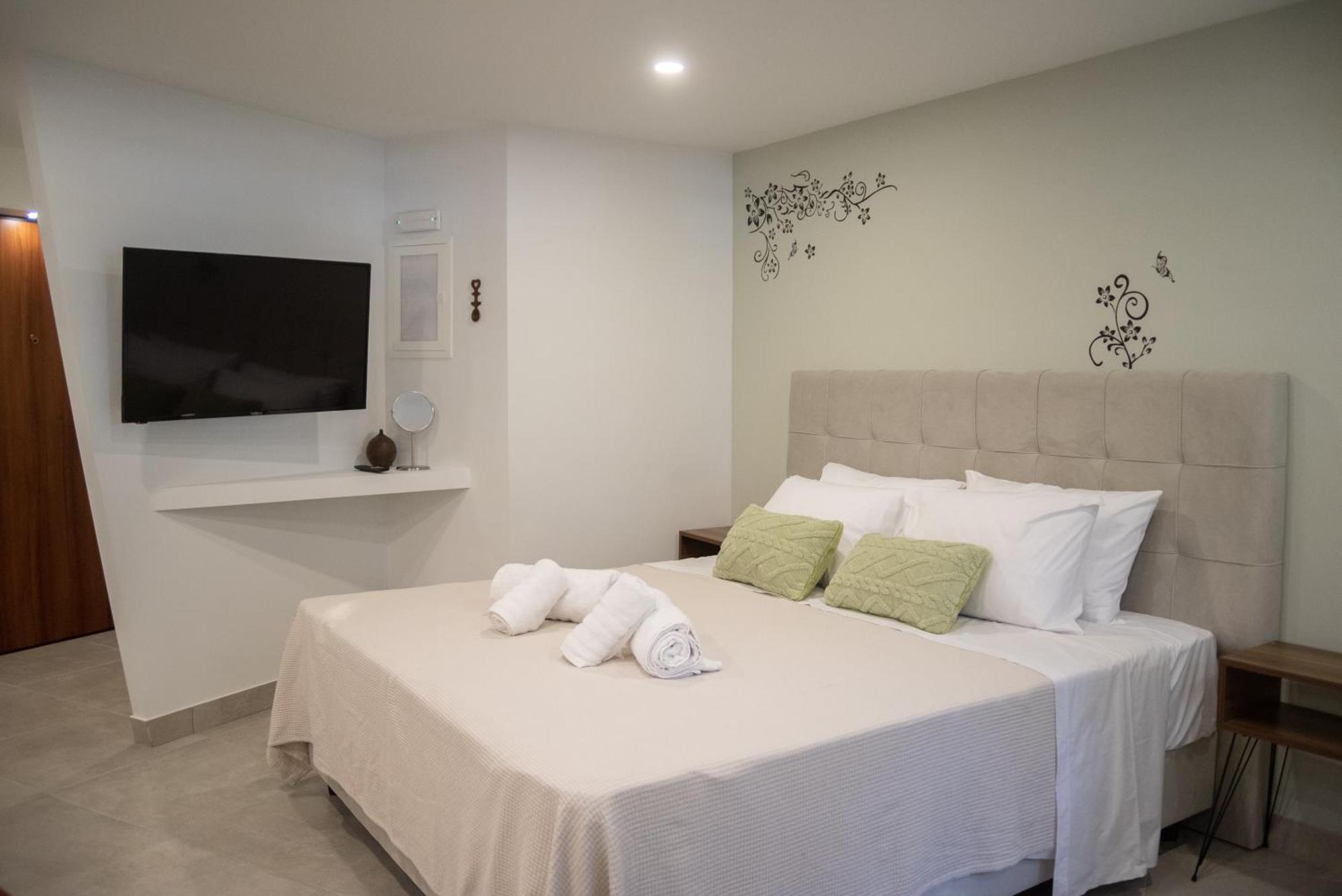 Naiads Nest - The Ground Junior Appartement